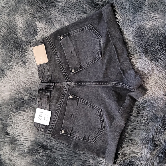 Zara Mom Fit Shorts - Picture 13 of 16